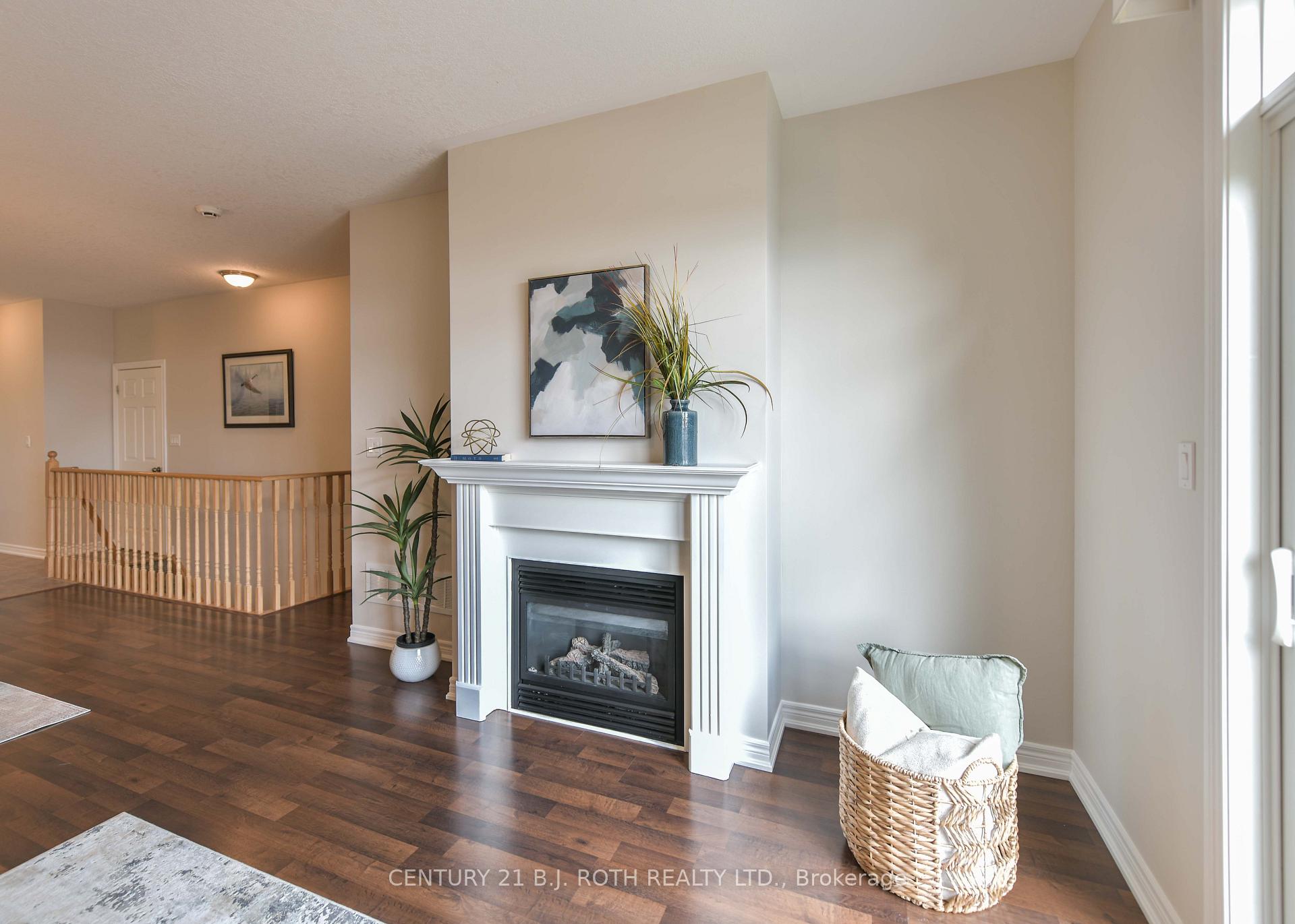 10 Canterbury Circle