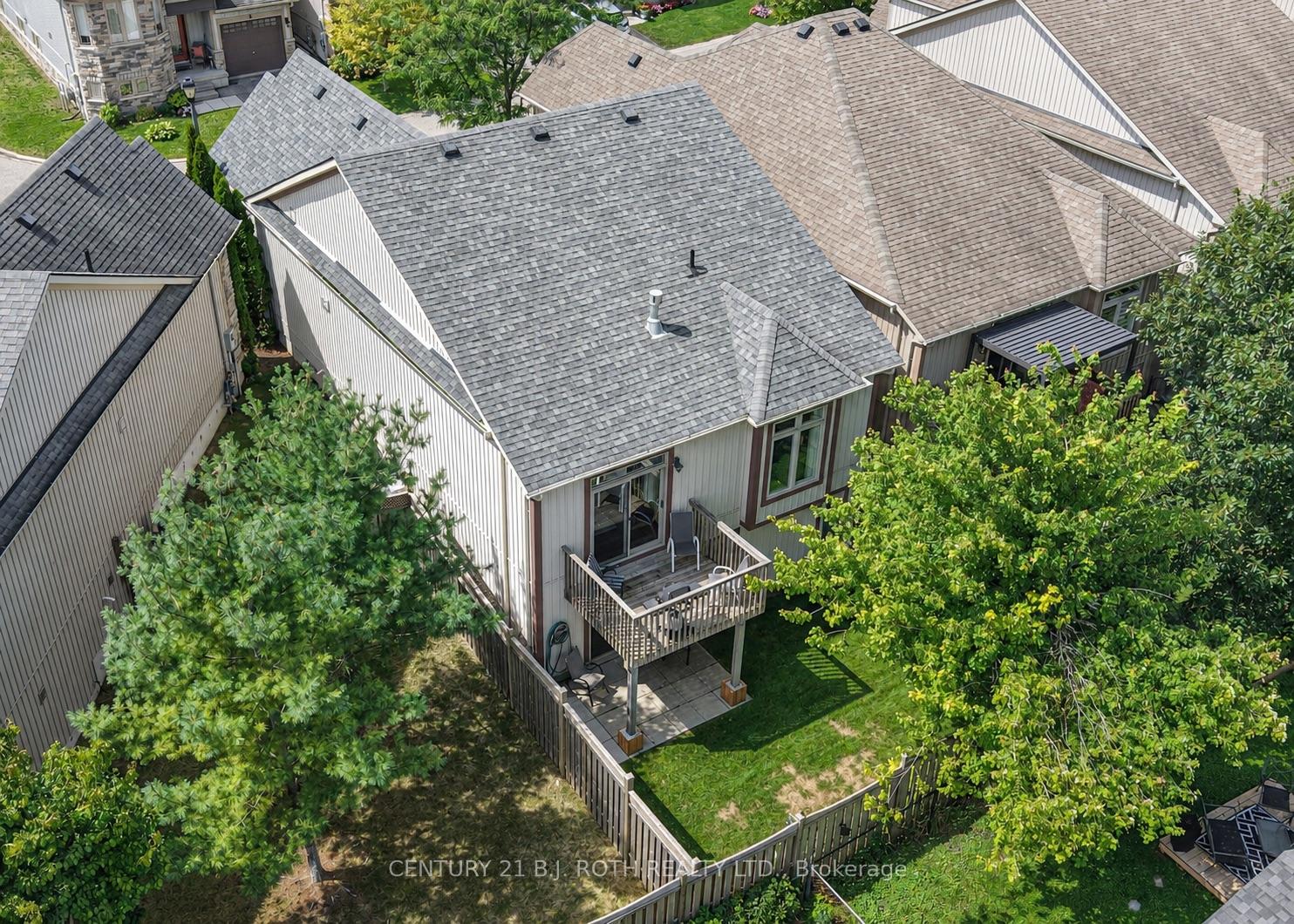 10 Canterbury Circle