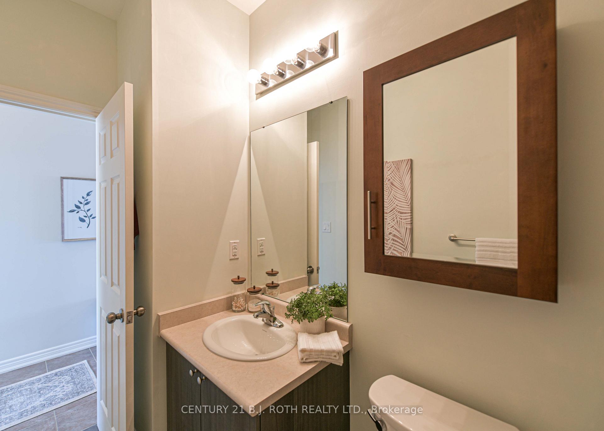 10 Canterbury Circle