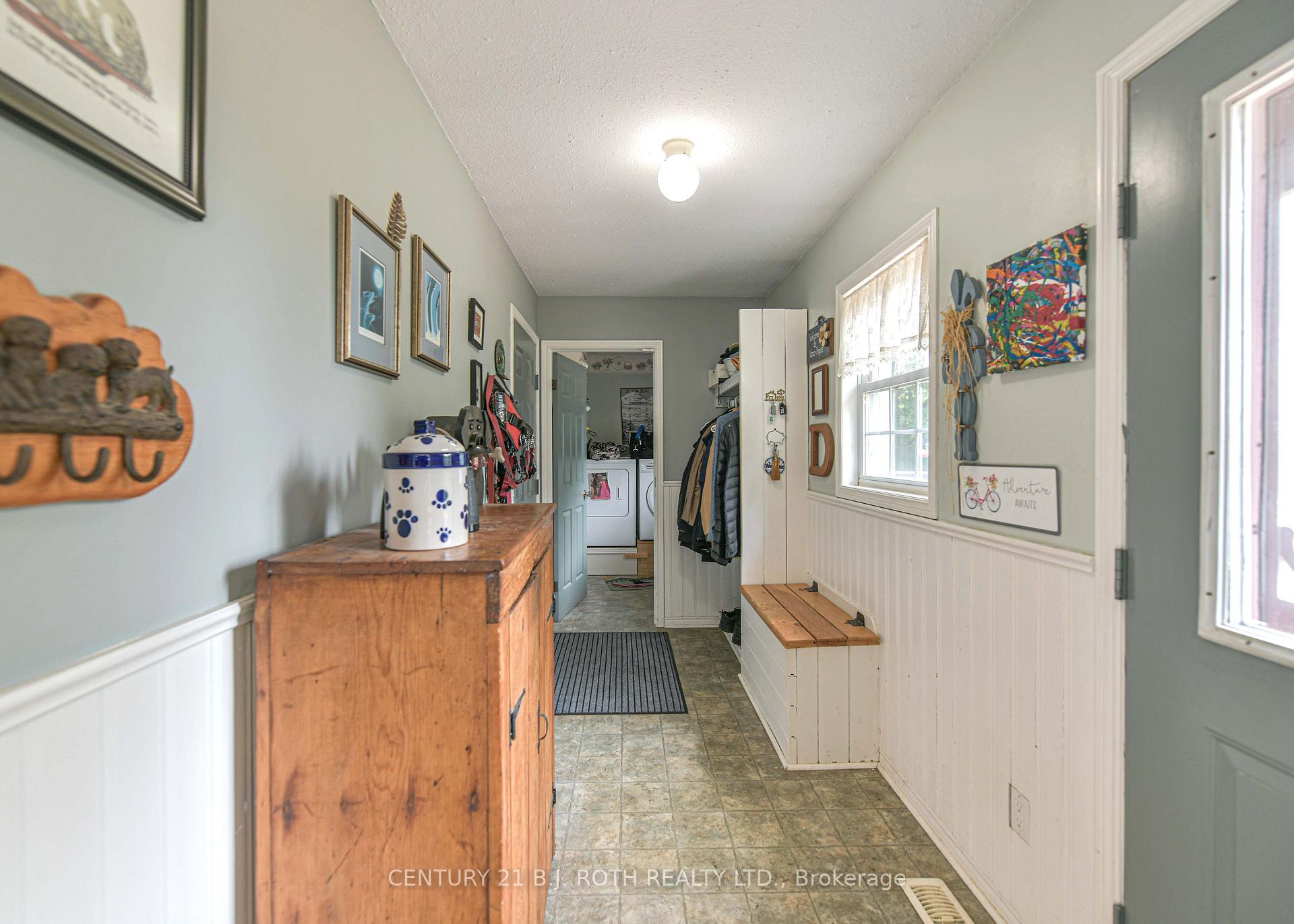 652 Warminster Side Road