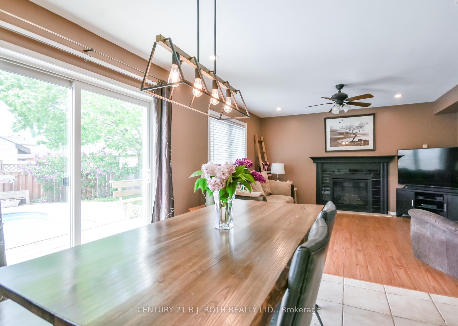 42 Farmstead Crescent
