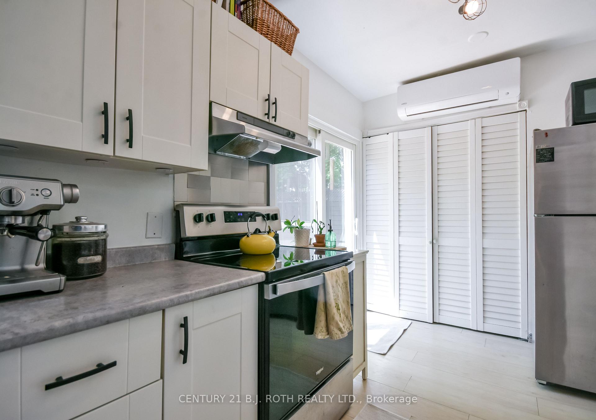 203 Southview Road