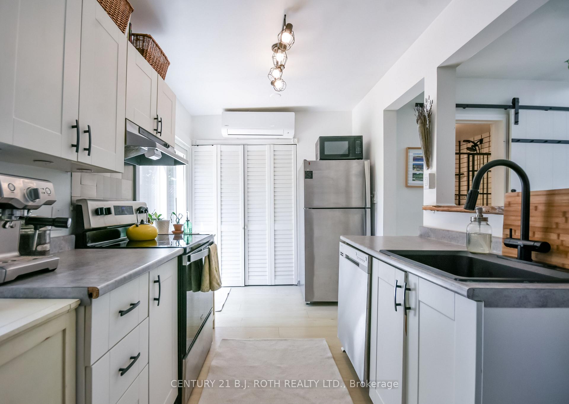 203 Southview Road