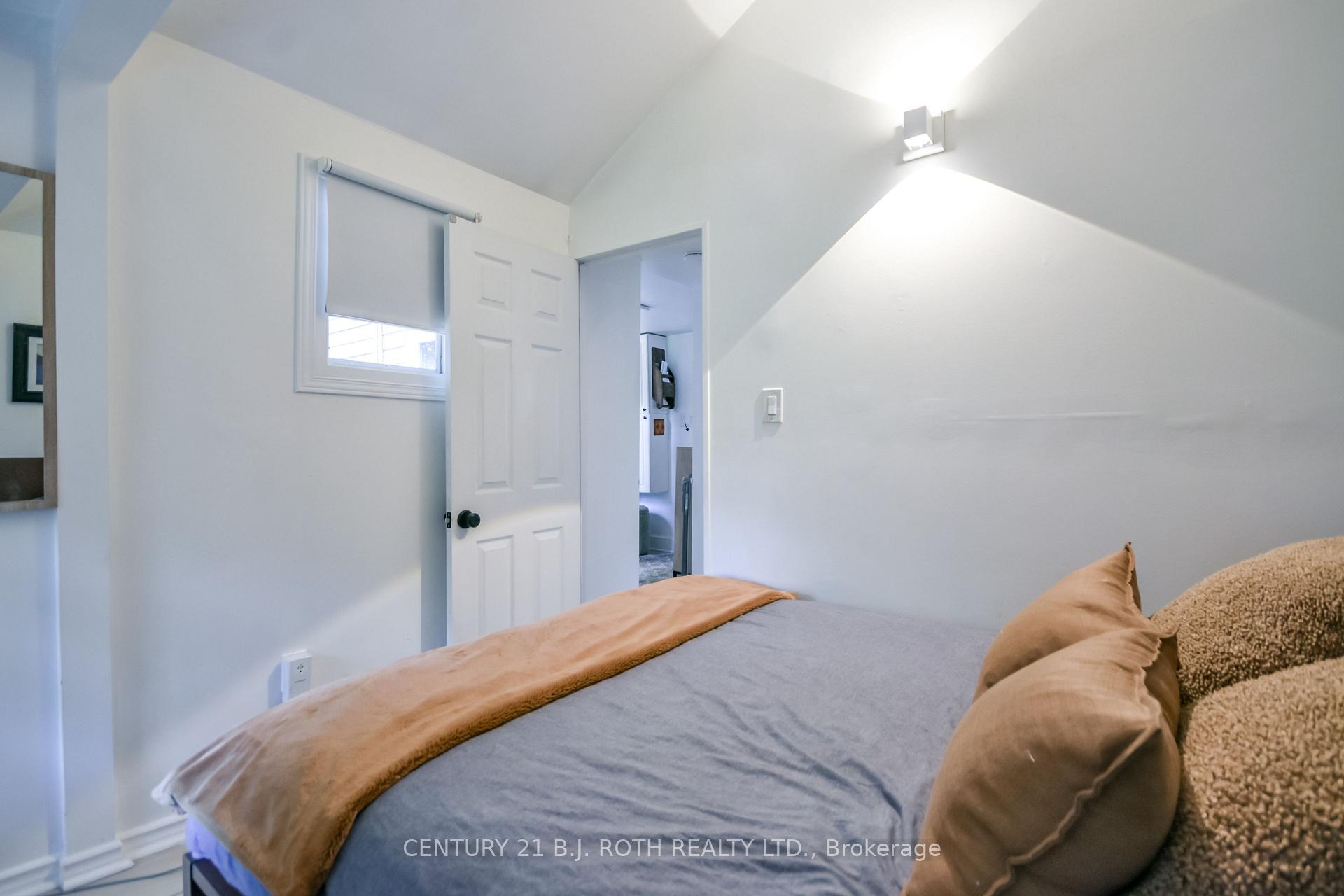 203 Southview Road