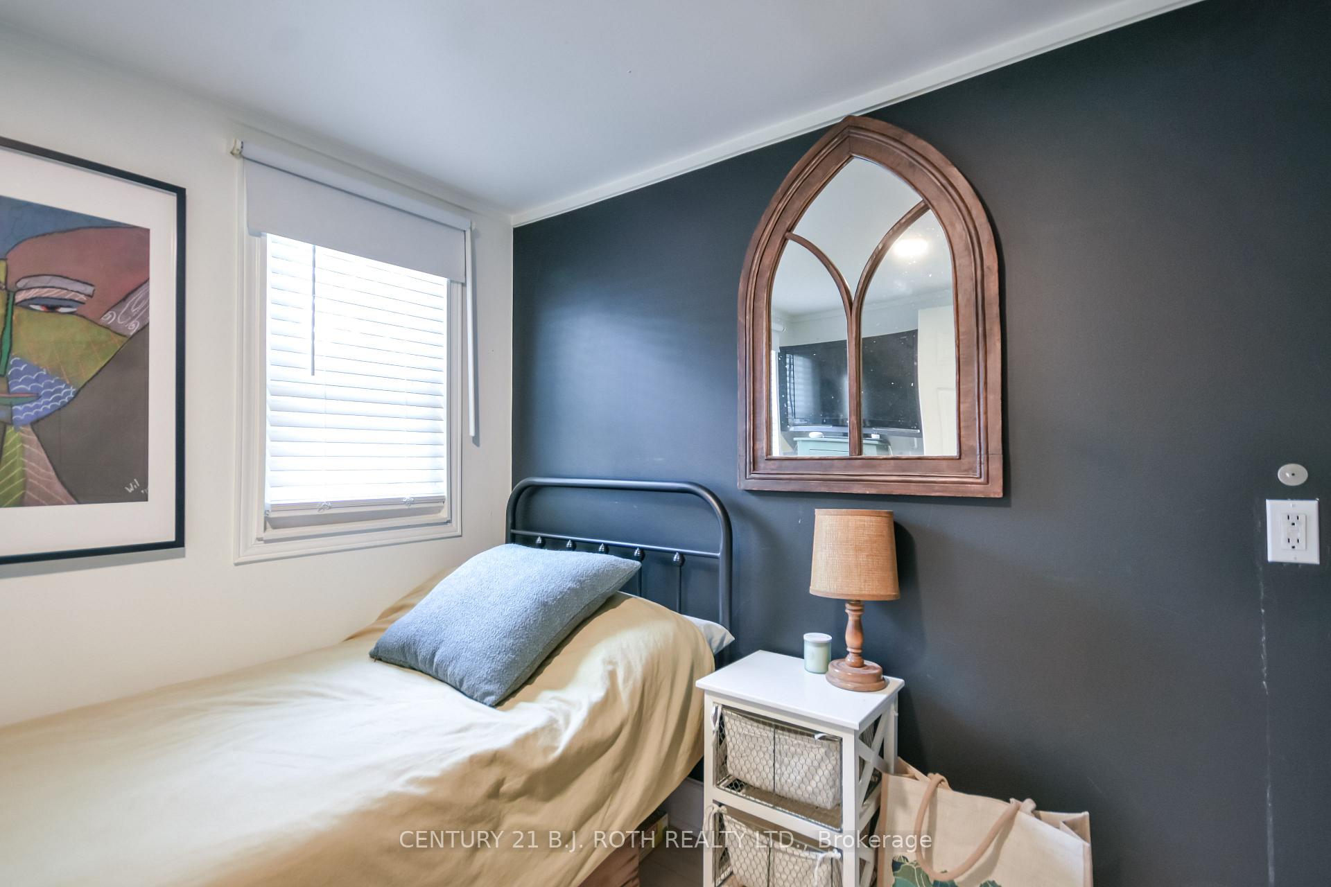 203 Southview Road