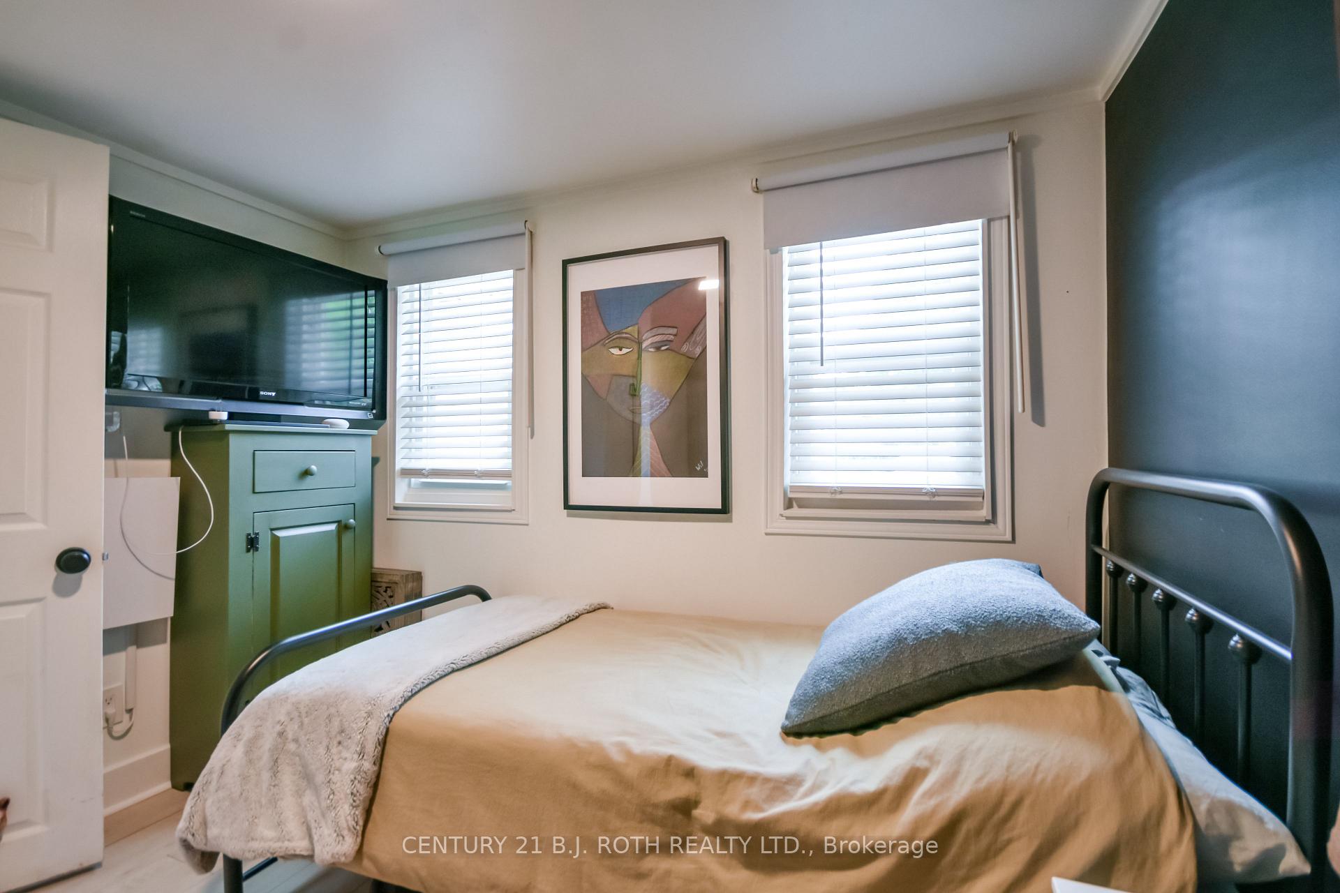 203 Southview Road