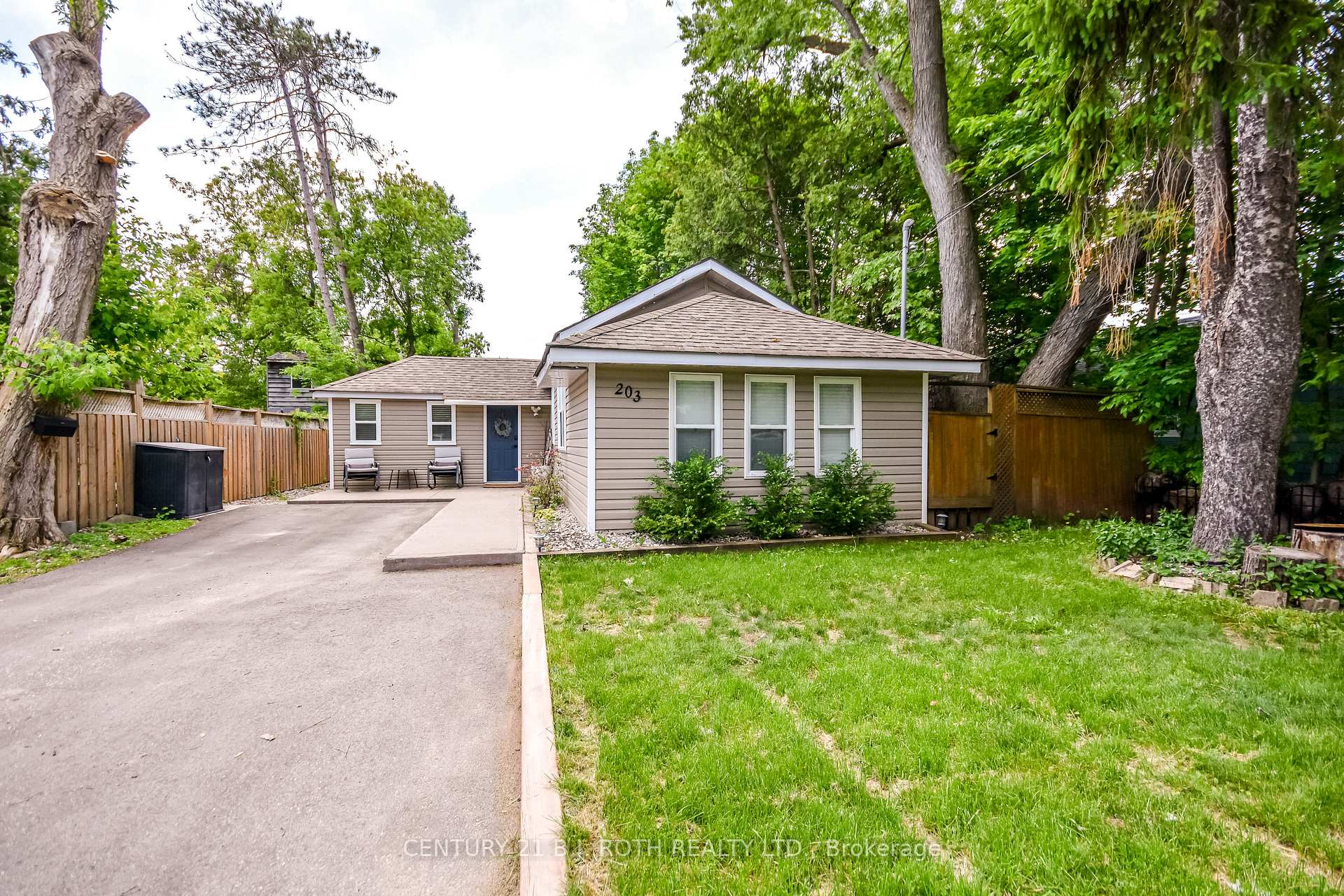 203 Southview Road