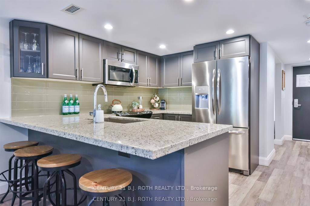 80 Horseshoe Boulevard 406