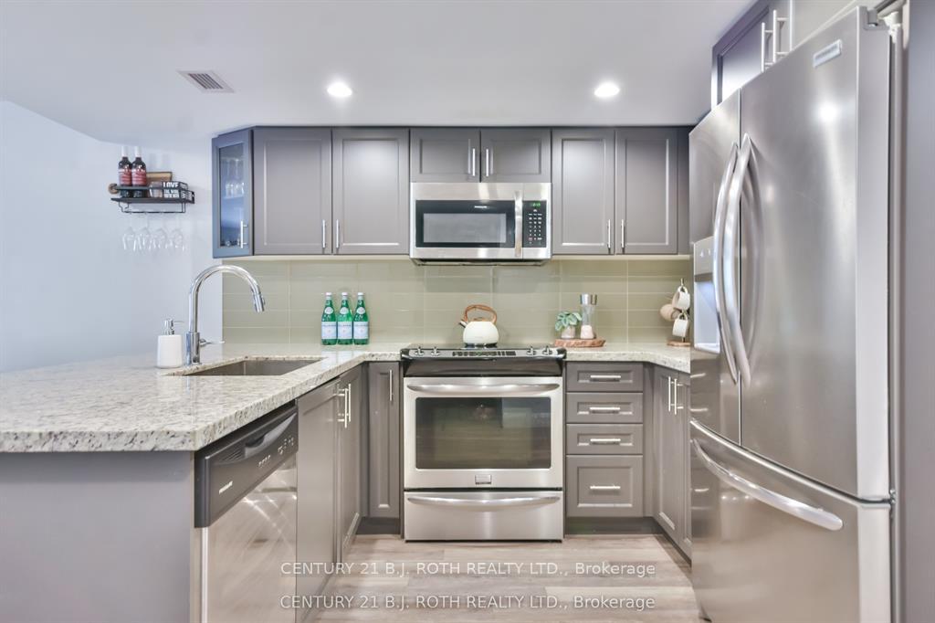 80 Horseshoe Boulevard 406