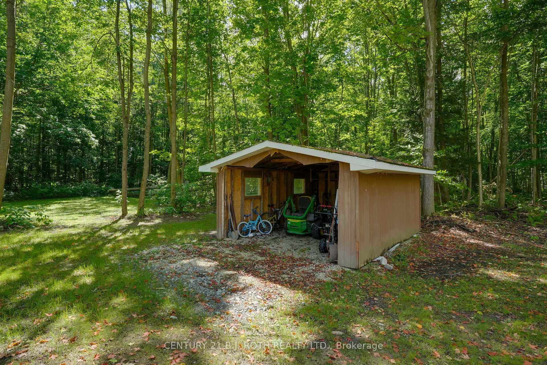 1250 County Road 6 S