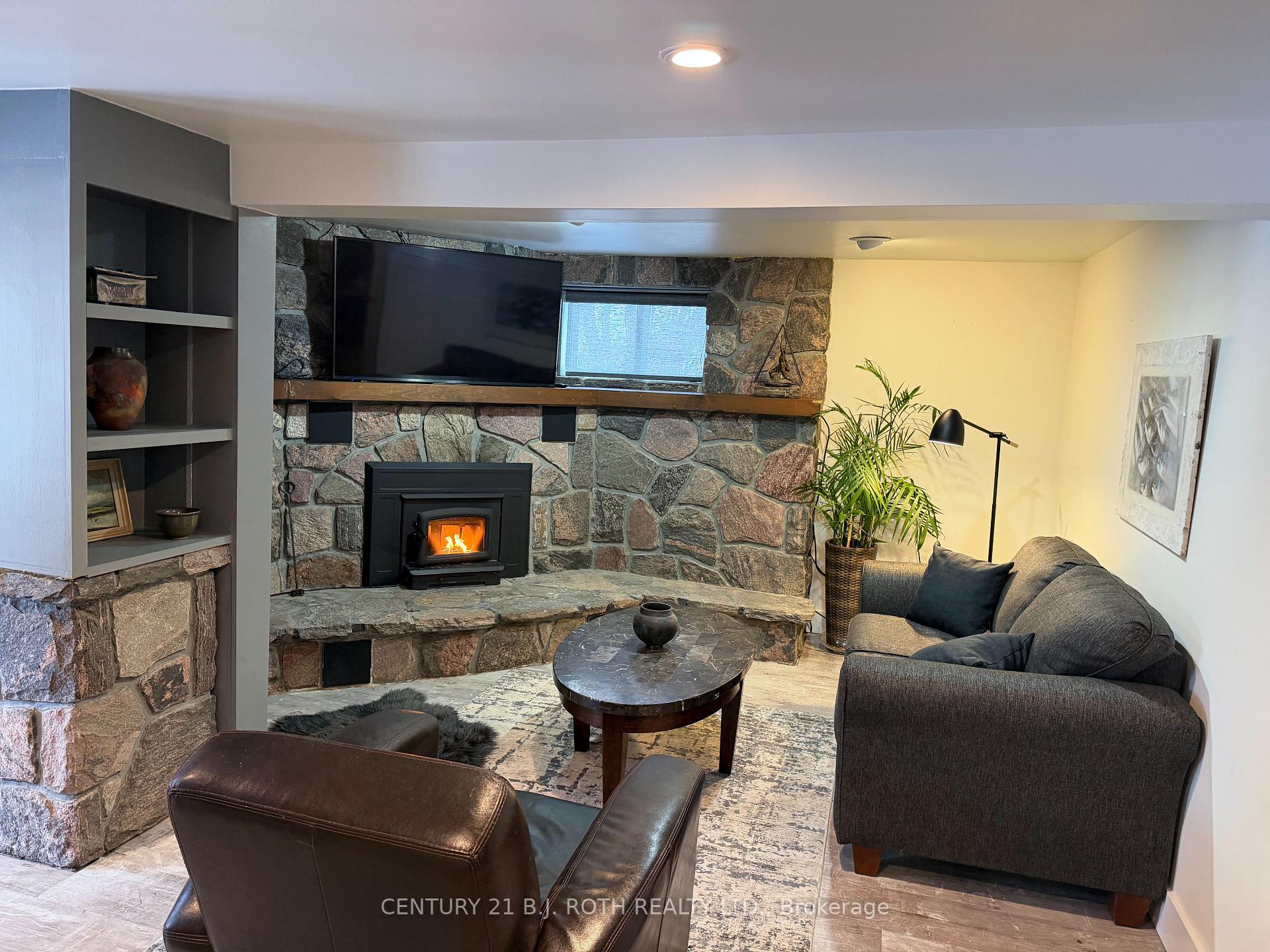 8101 Kings River Road