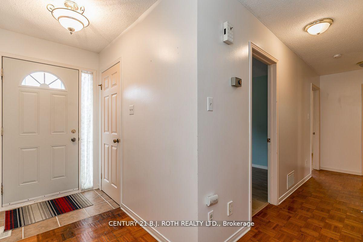 11 Cartwright Drive