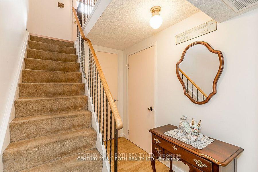 11 Cartwright Drive