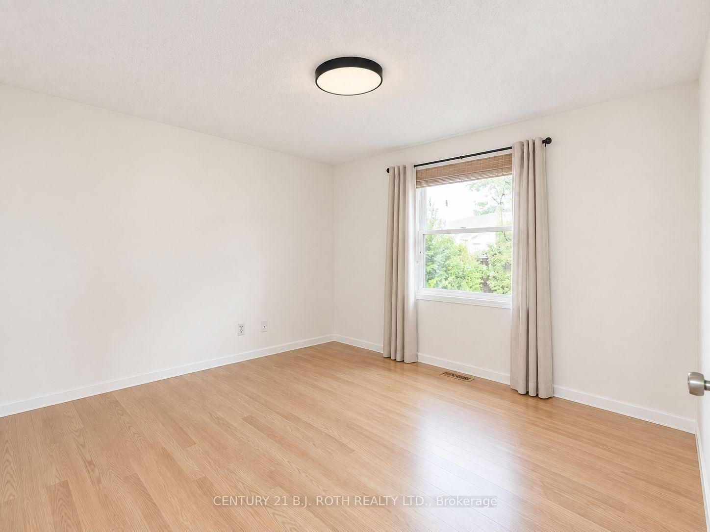 11 Cartwright Drive