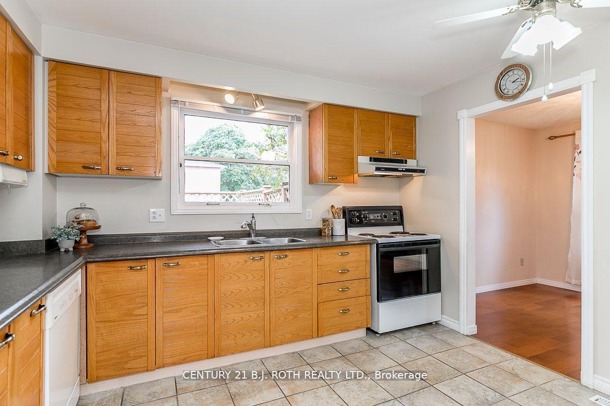 11 Cartwright Drive