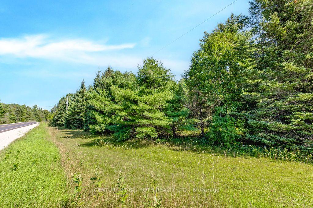 1327 Monck Road