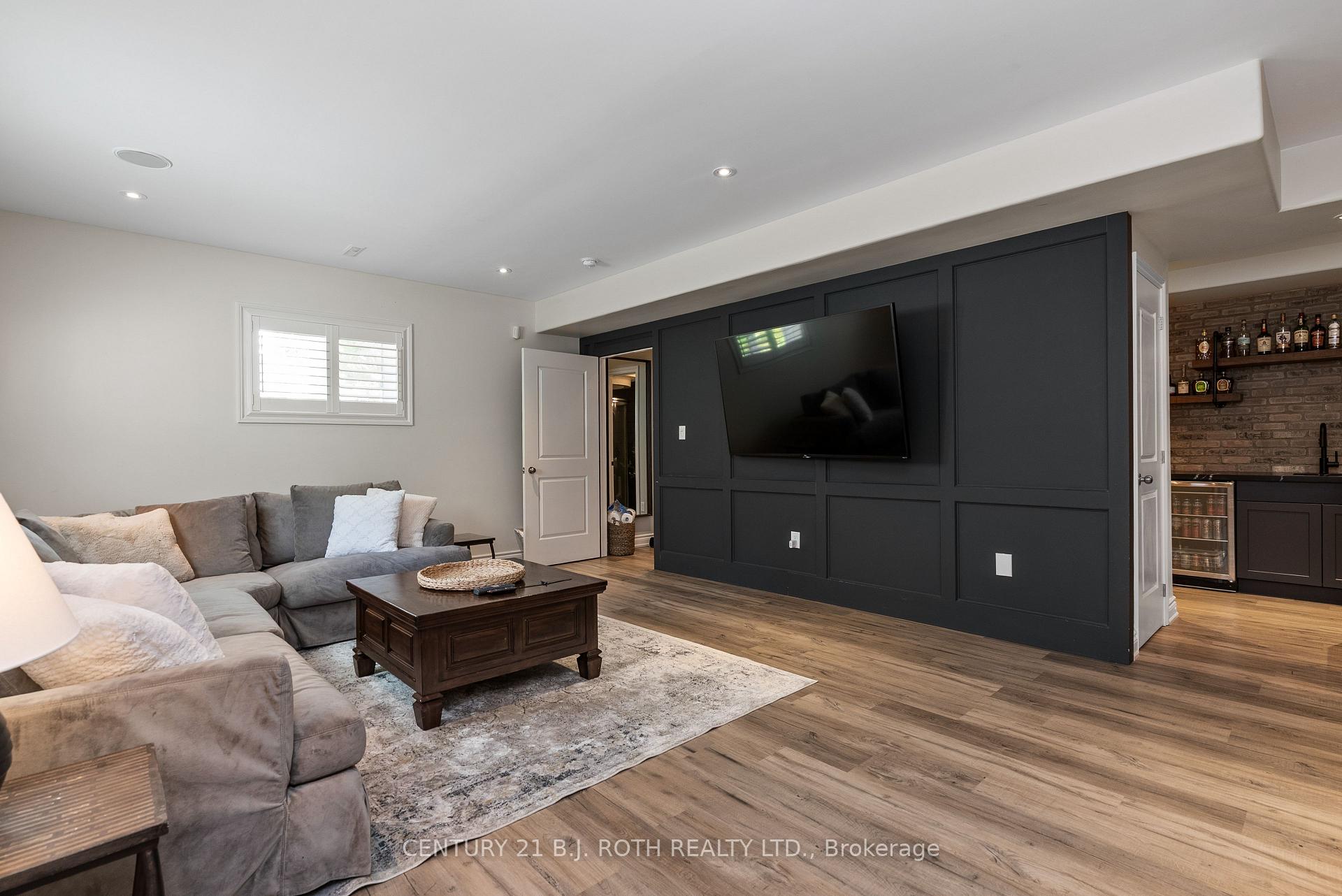 42 Lilac Lane