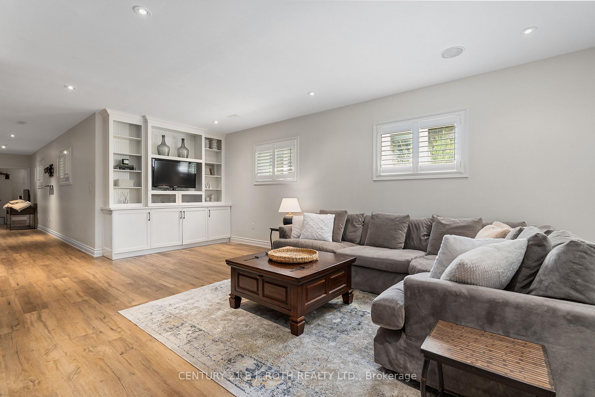 42 Lilac Lane