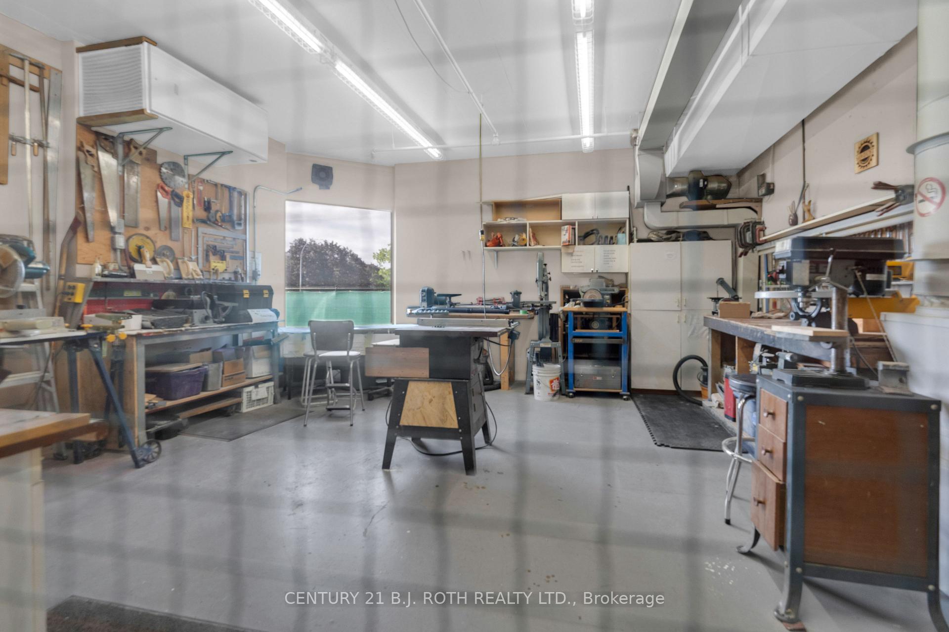 181 Collier Street 1401