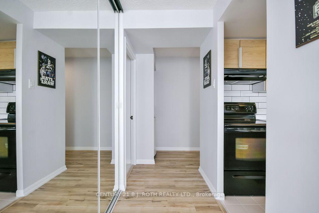 75 ELLEN Street 1102