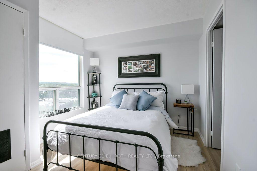 75 ELLEN Street 1102