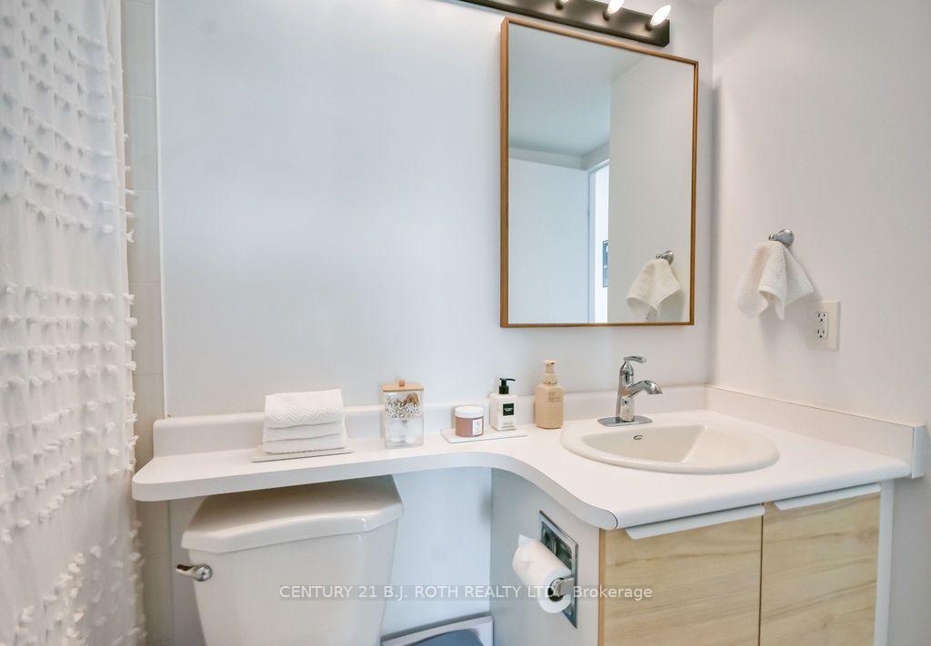 75 ELLEN Street 1102