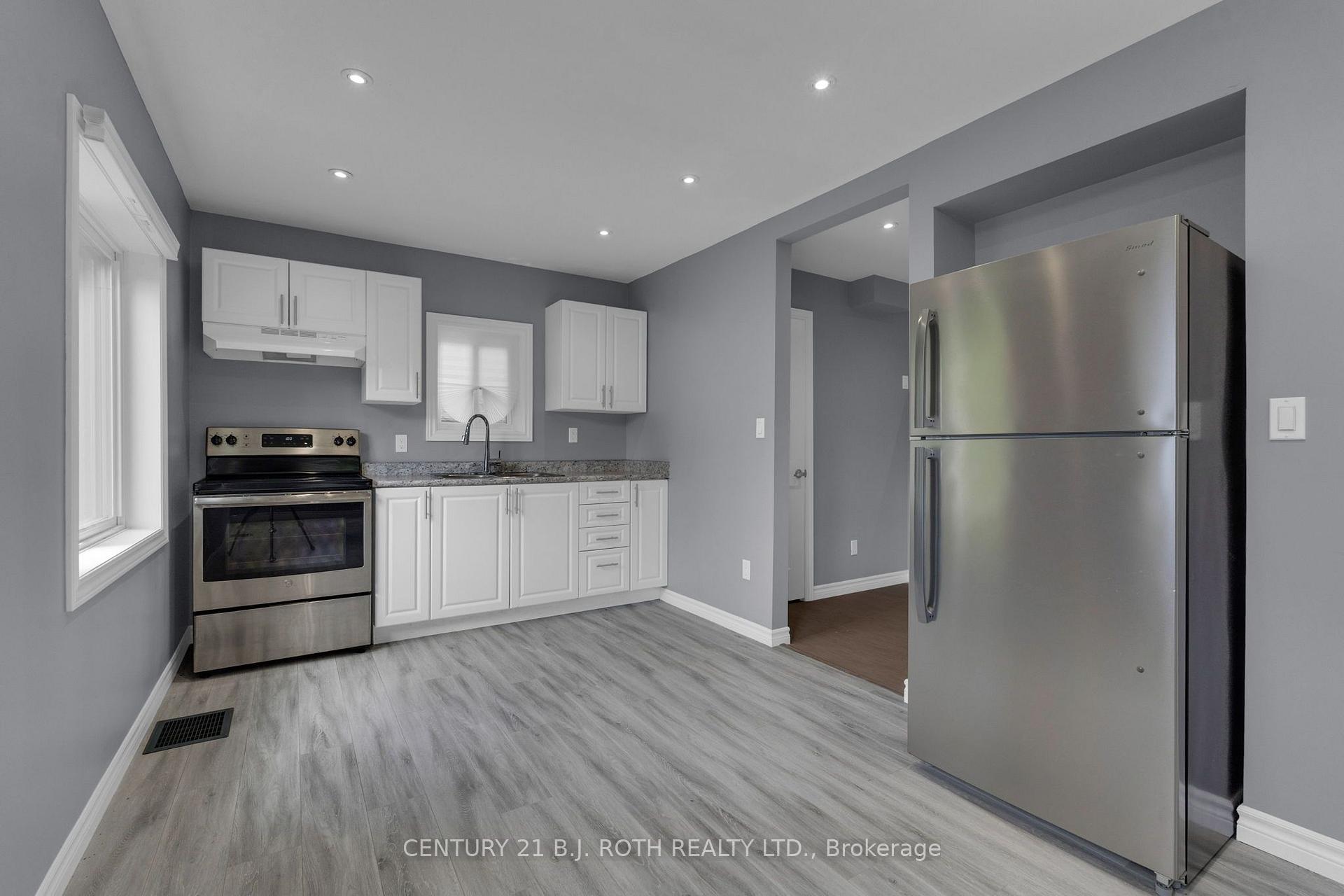 12 Dufferin Street Units 1 + 2 + Coach House