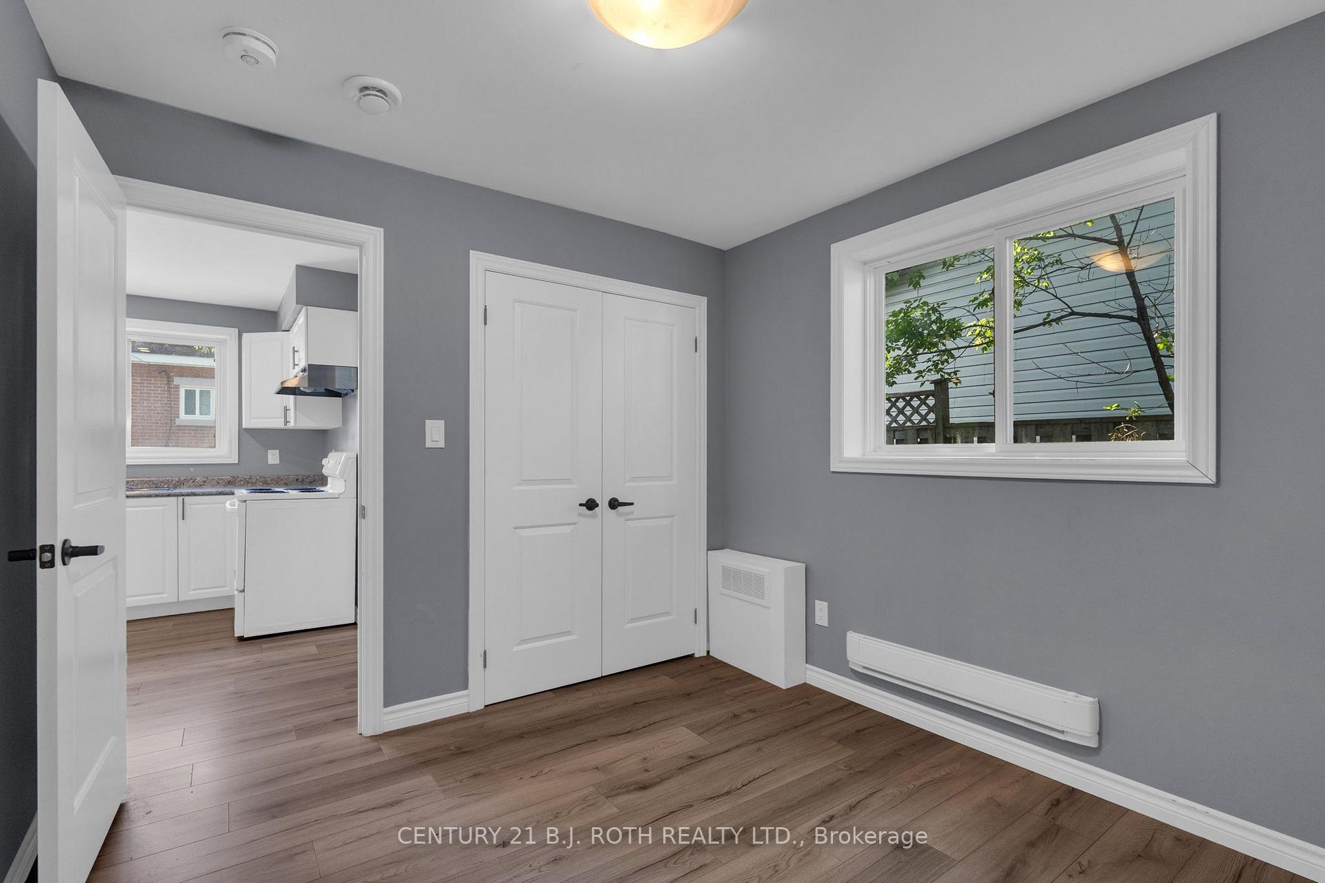 12 Dufferin Street Units 1 + 2 + Coach House