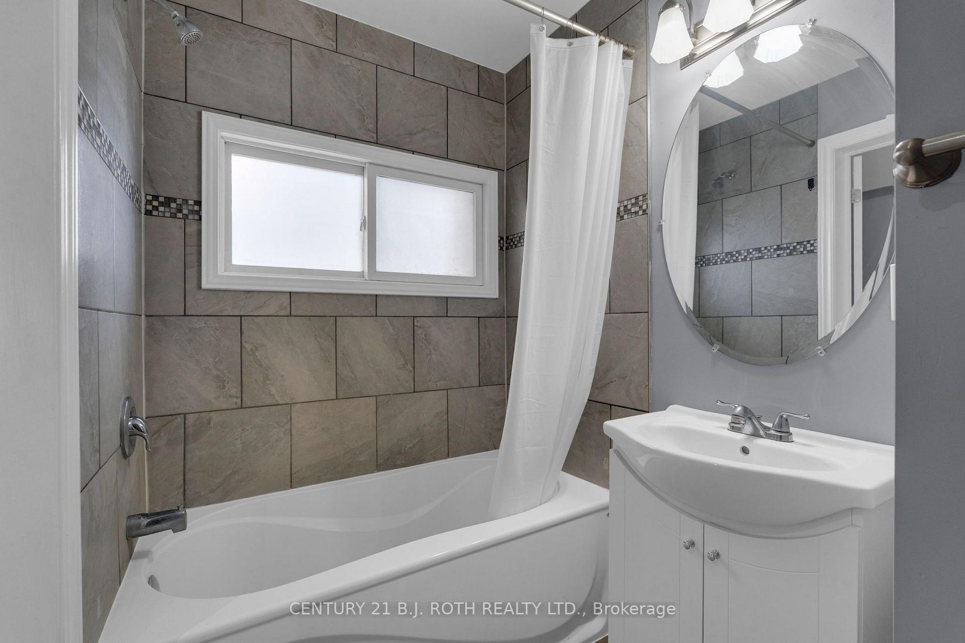 12 Dufferin Street Units 1 + 2 + Coach House