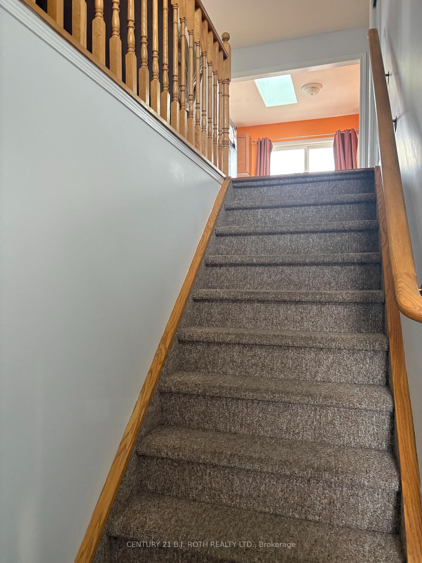 59 Nicklaus Drive Upper Level