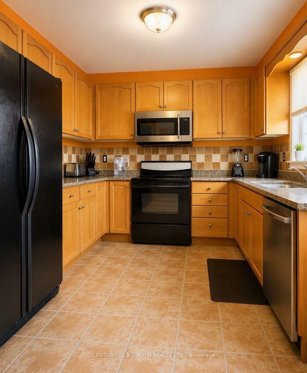 59 Nicklaus Drive Upper Level