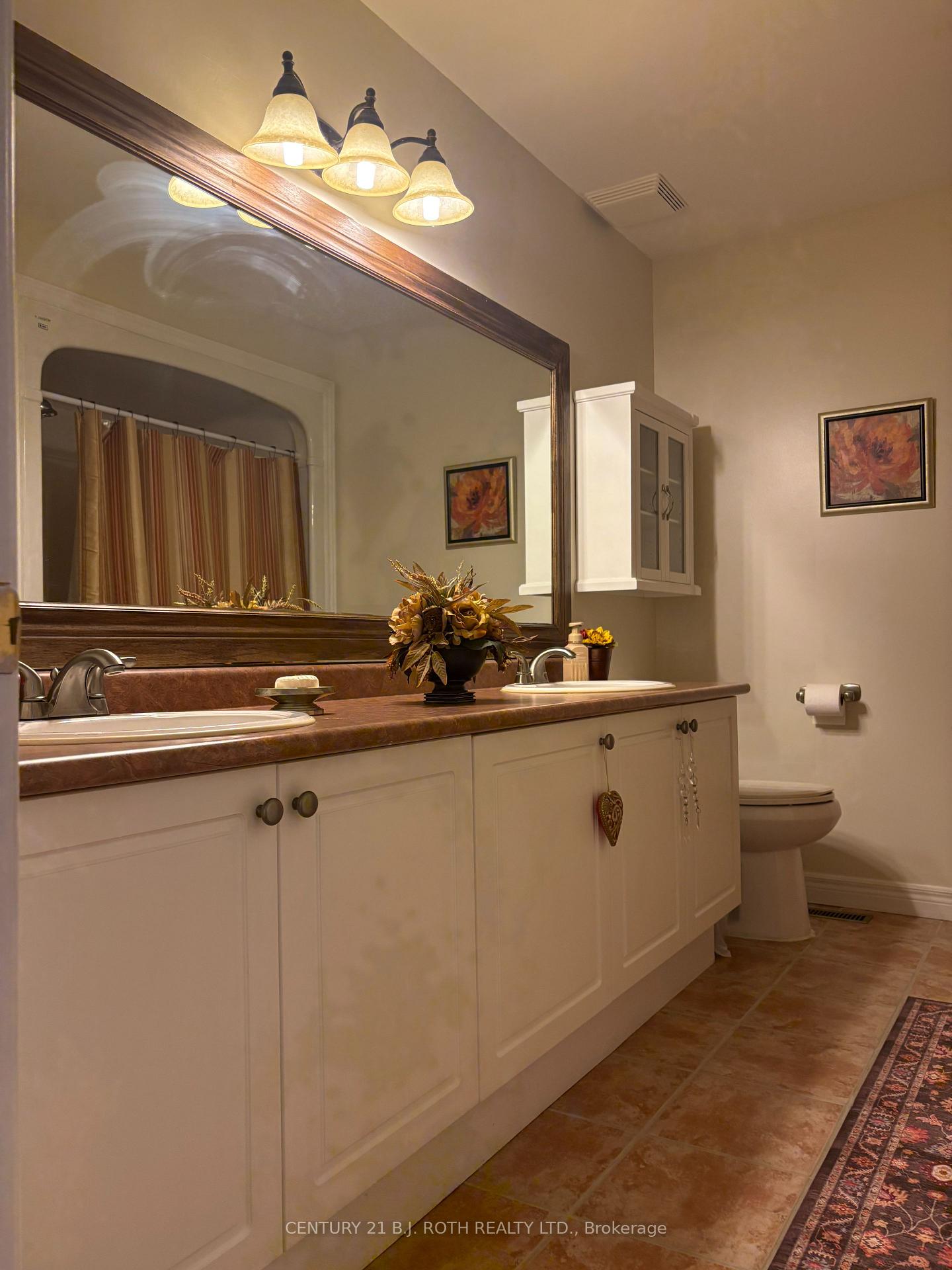 59 Nicklaus Drive Upper Level