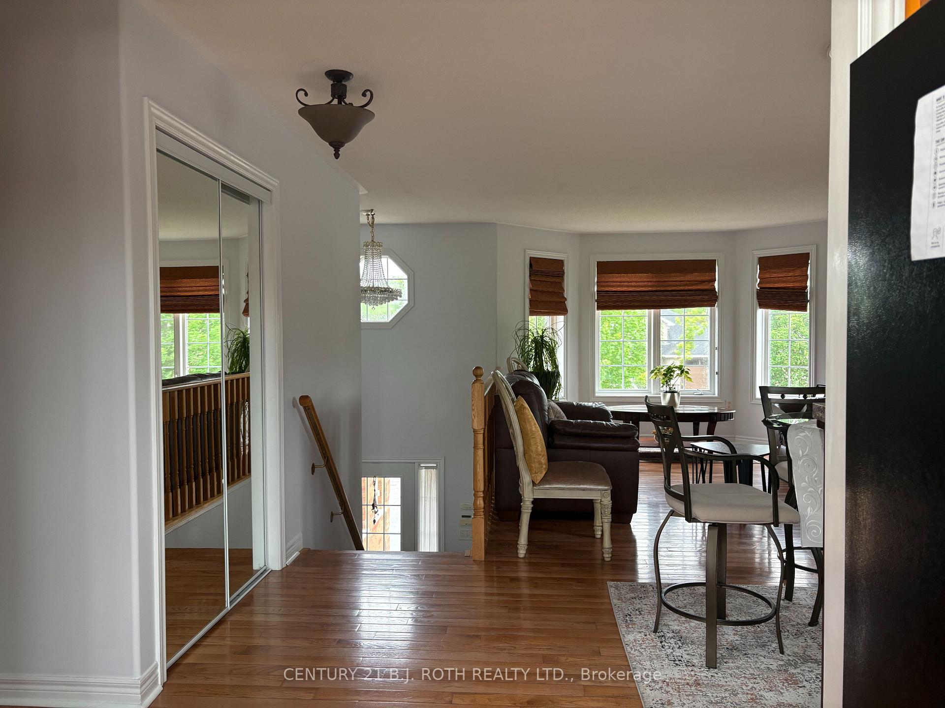 59 Nicklaus Drive Upper Level