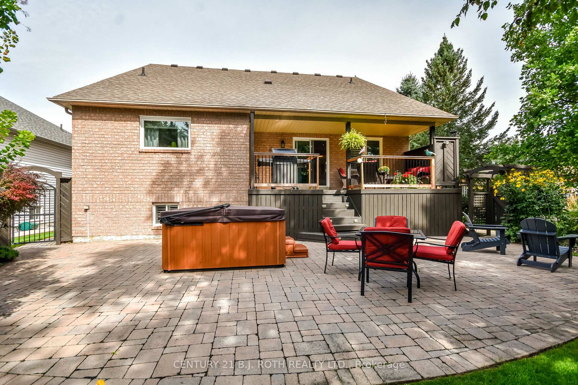 1 SILVERSANDS Crescent