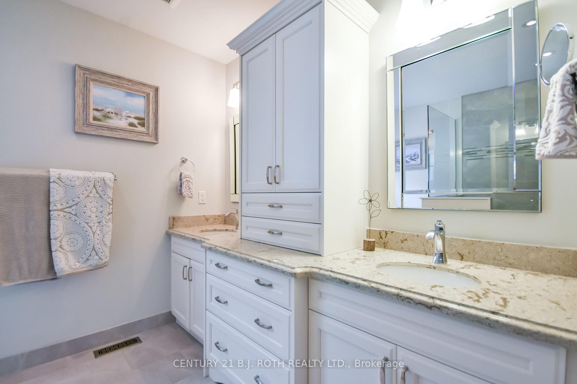 1 SILVERSANDS Crescent