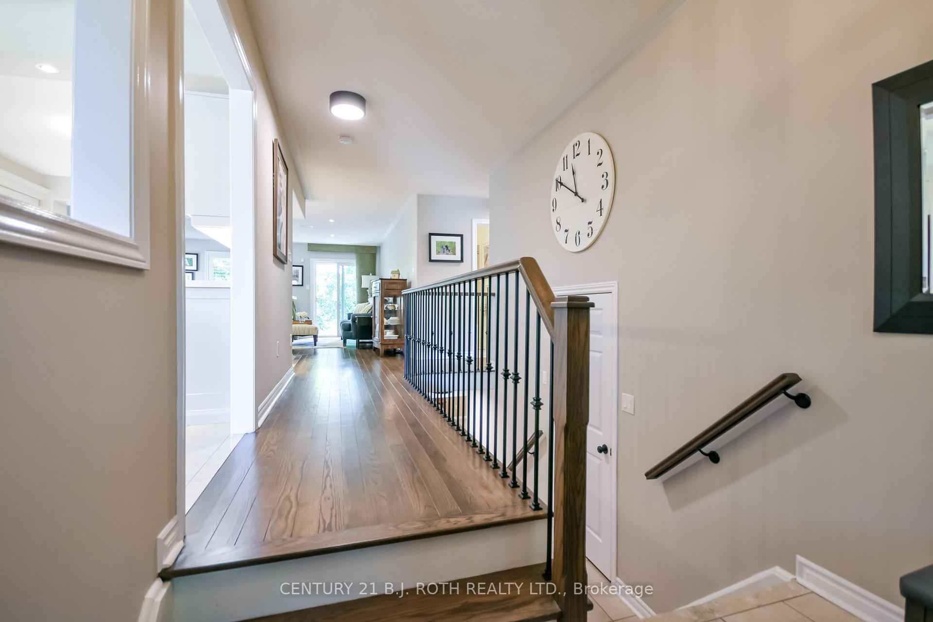 1 SILVERSANDS Crescent