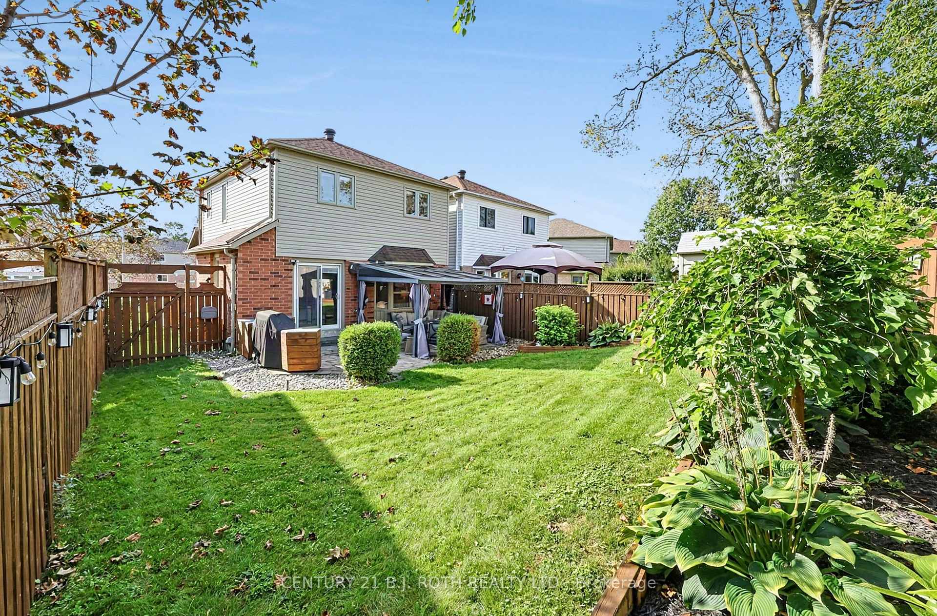 36 Aikens Crescent