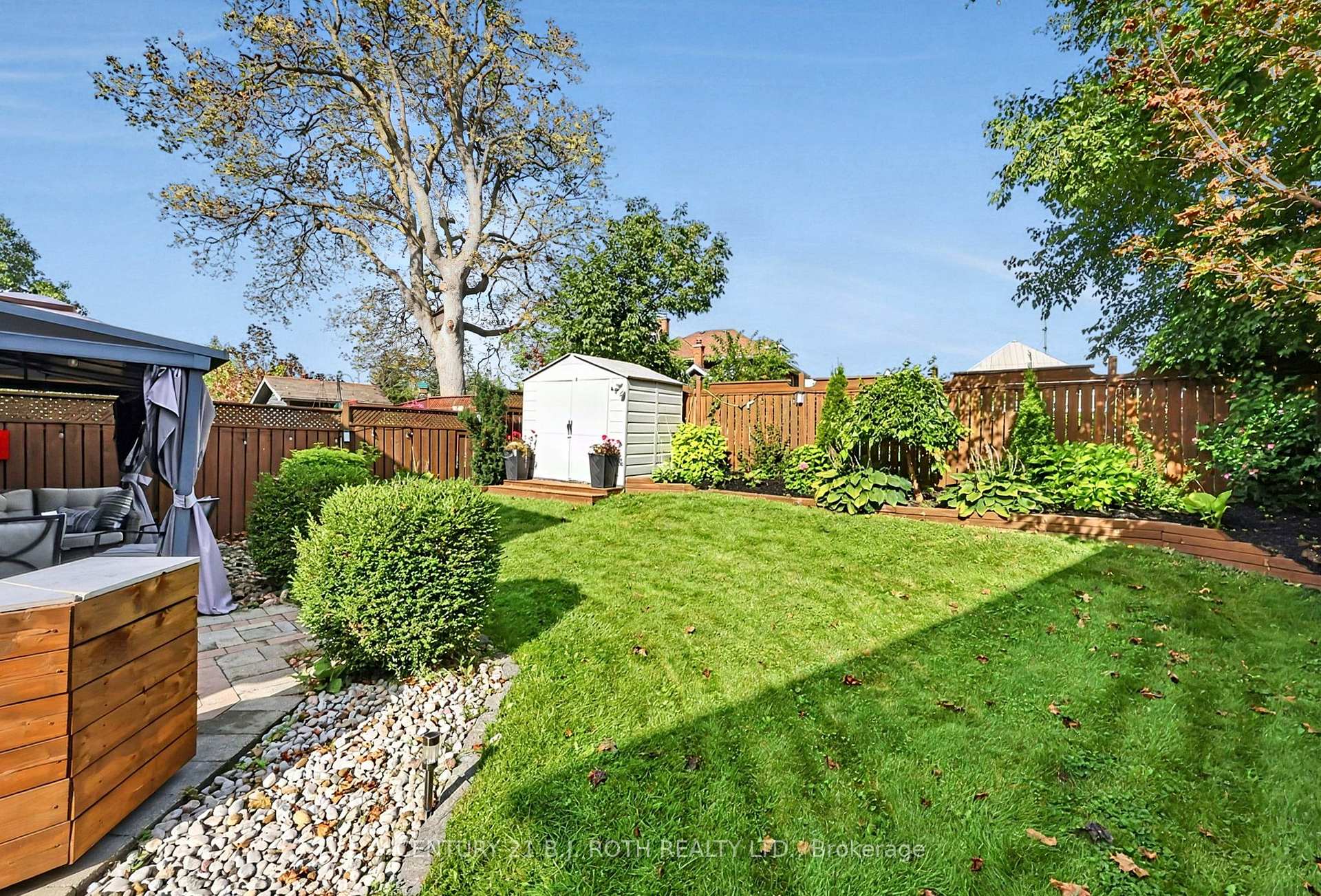 36 Aikens Crescent