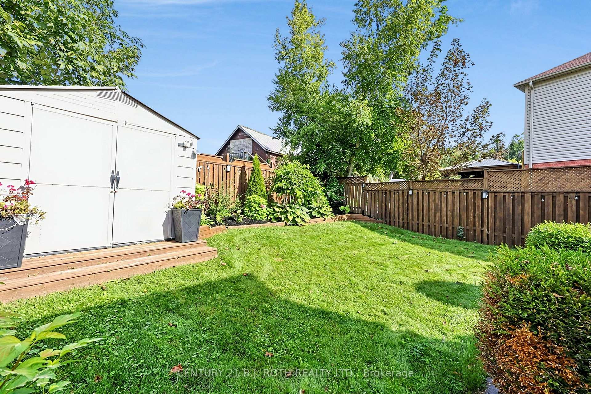 36 Aikens Crescent