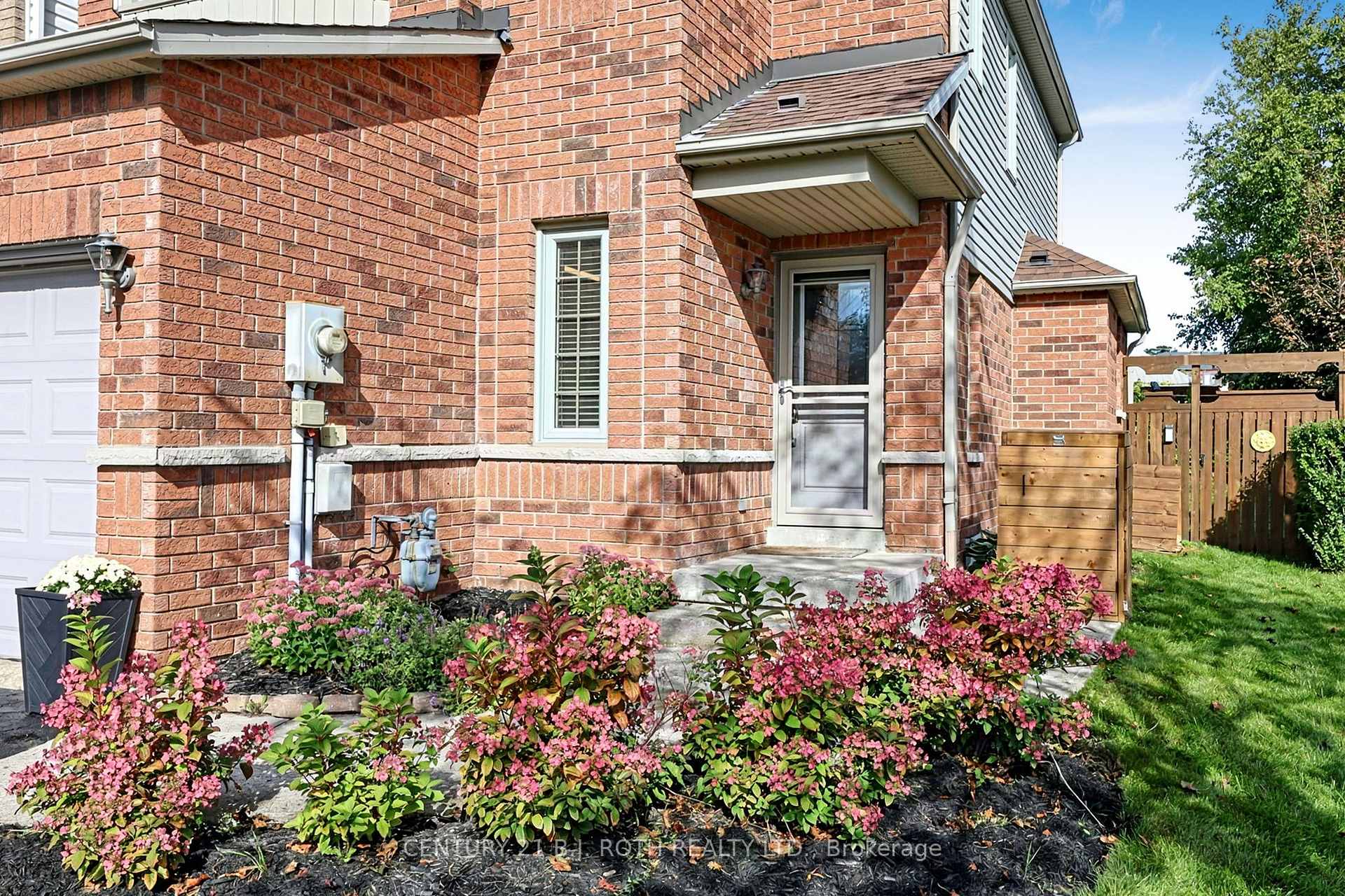 36 Aikens Crescent