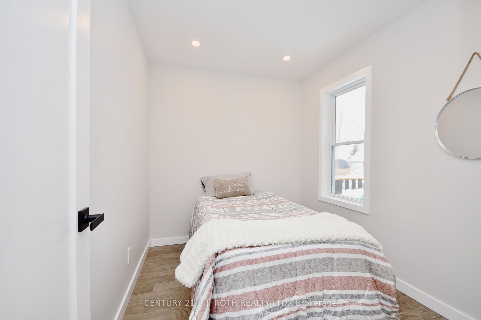 263 Robin's Point Road