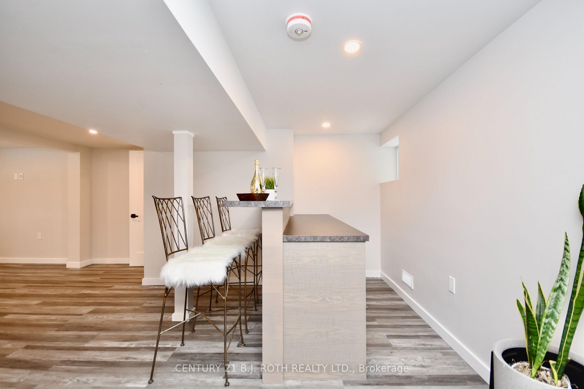 263 Robin's Point Road
