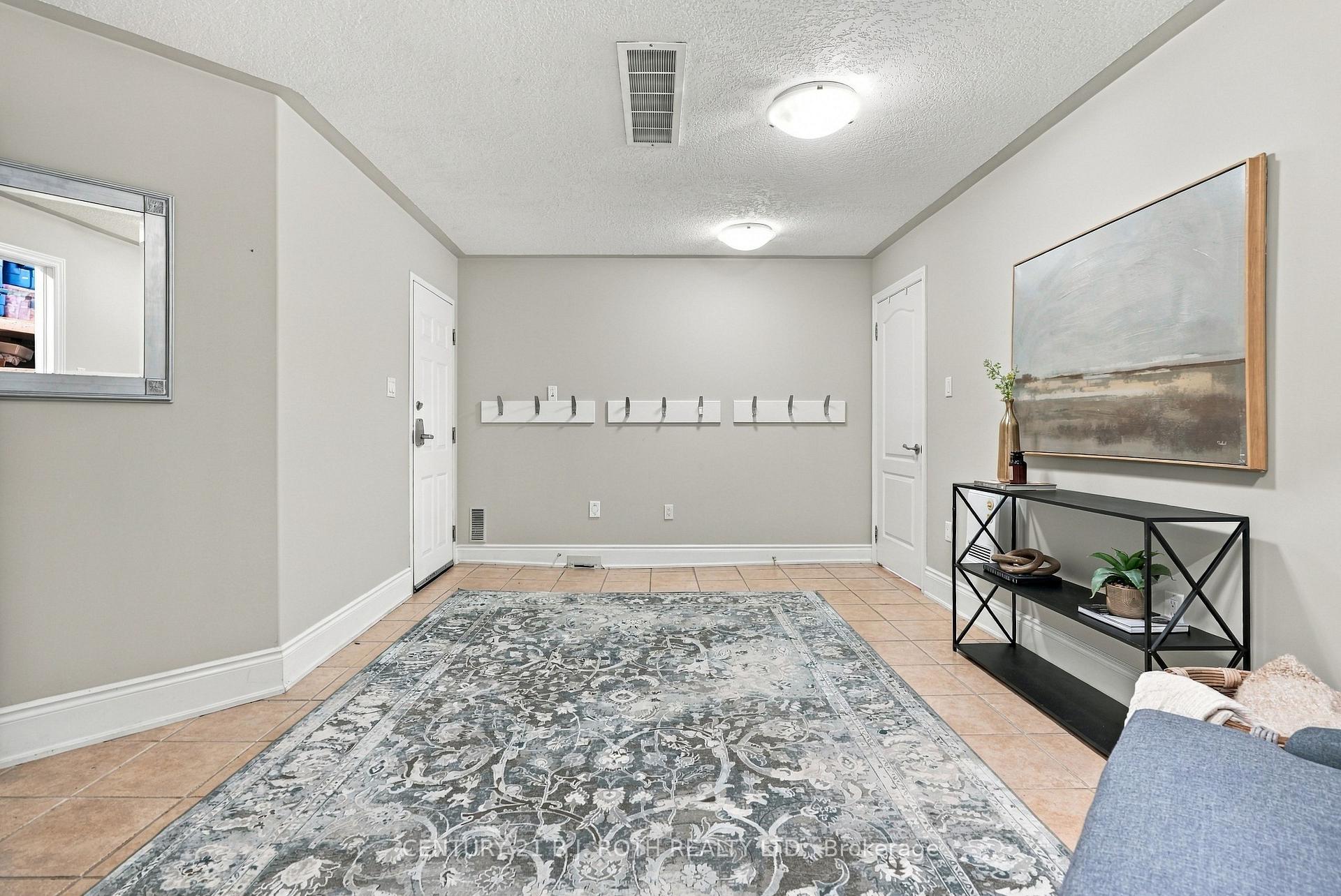 6 Orsi Court