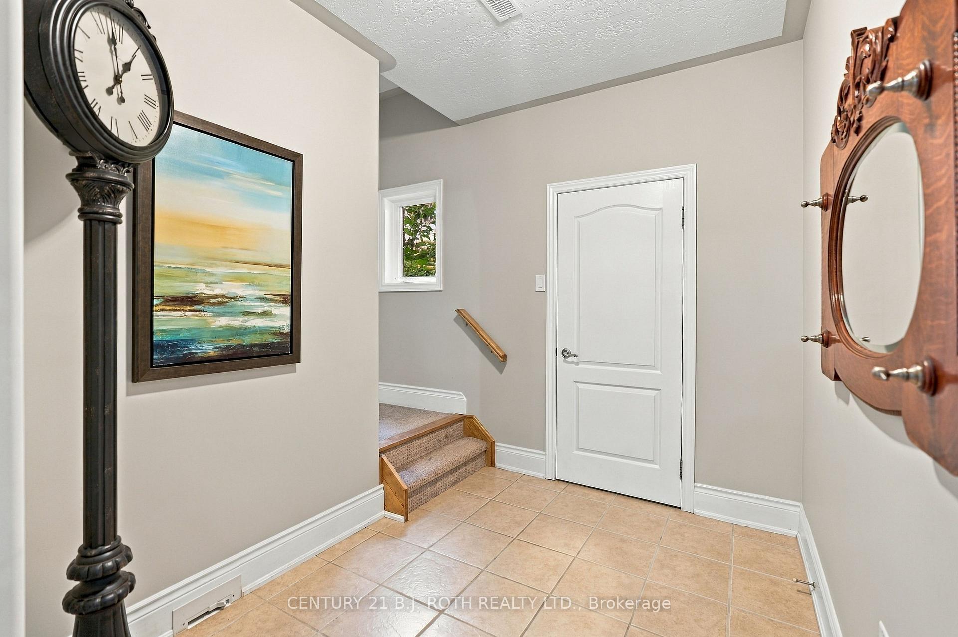 6 Orsi Court