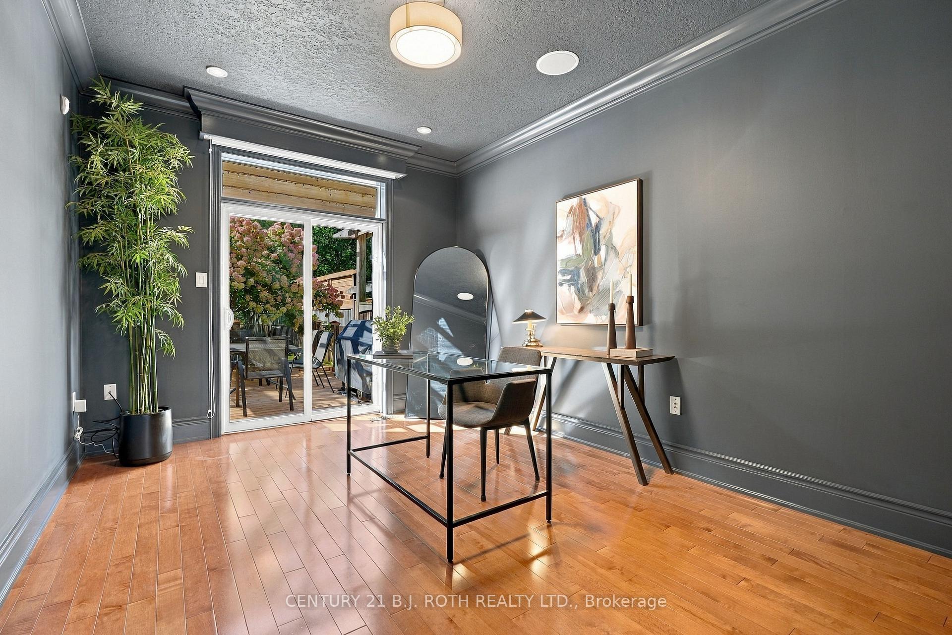 6 Orsi Court
