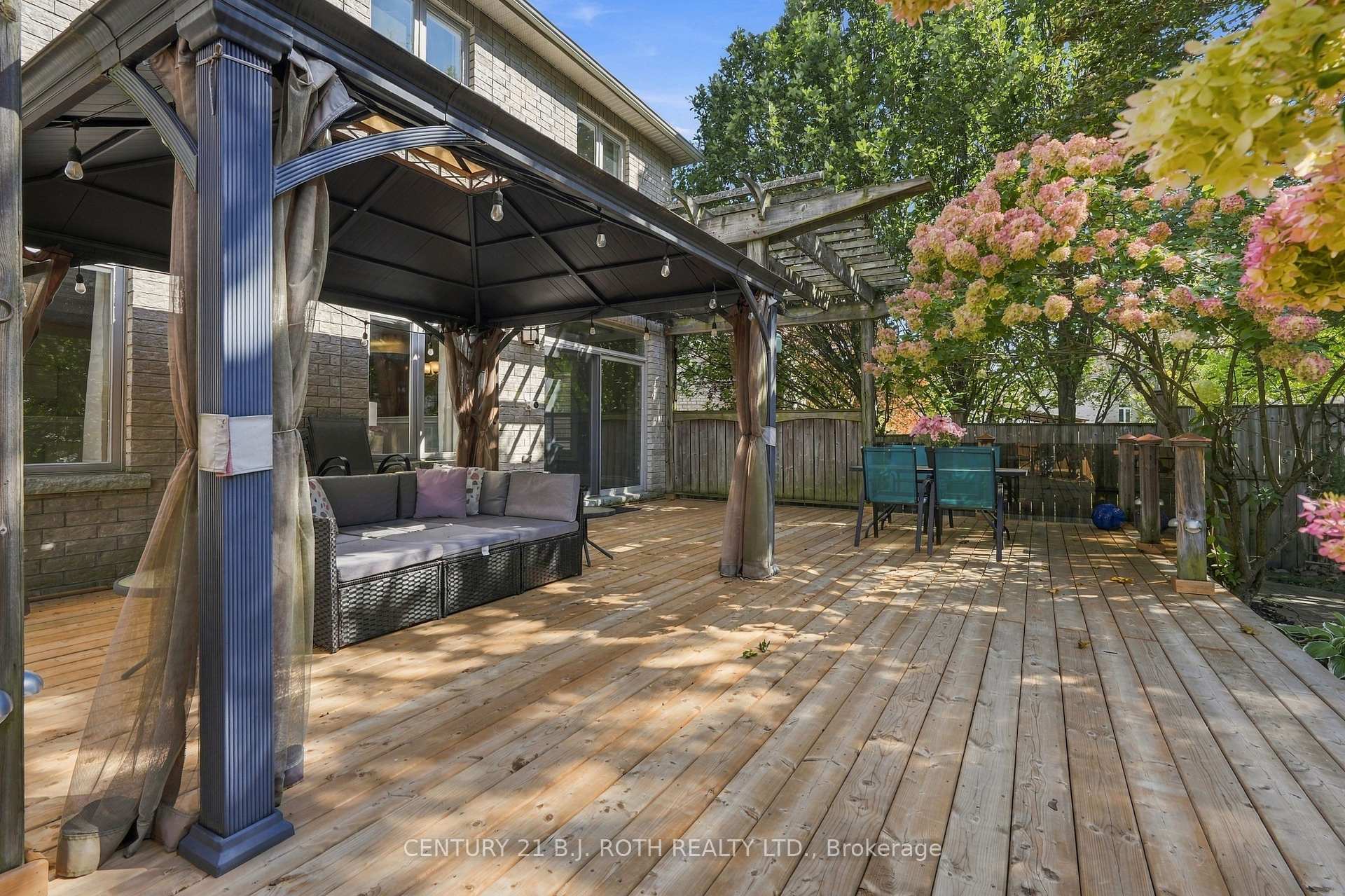 6 Orsi Court