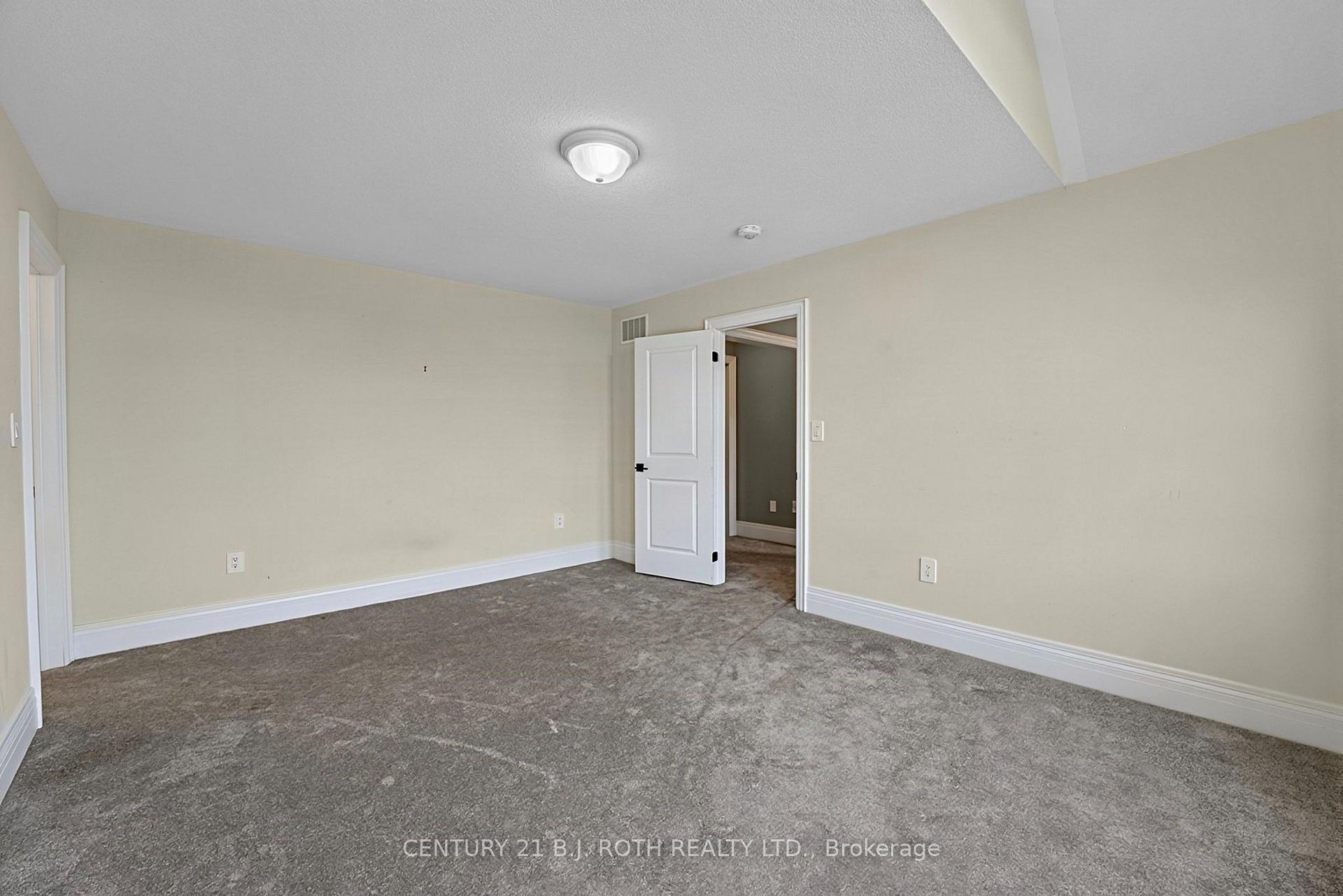 55 Sanford Circle