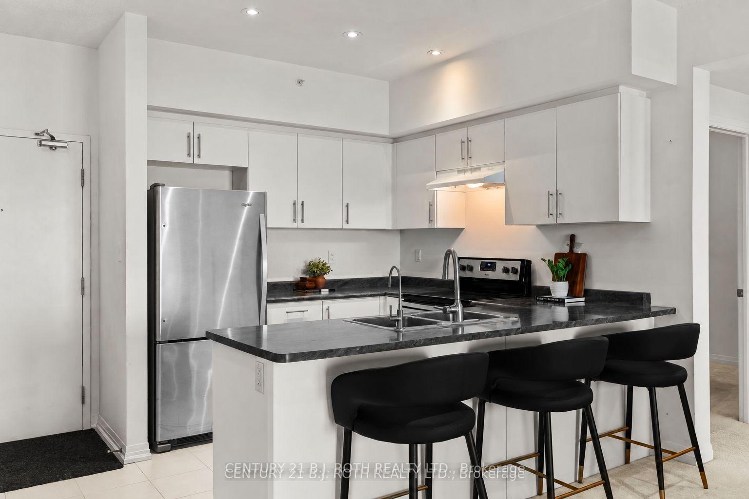 299 Cundles Road E 505