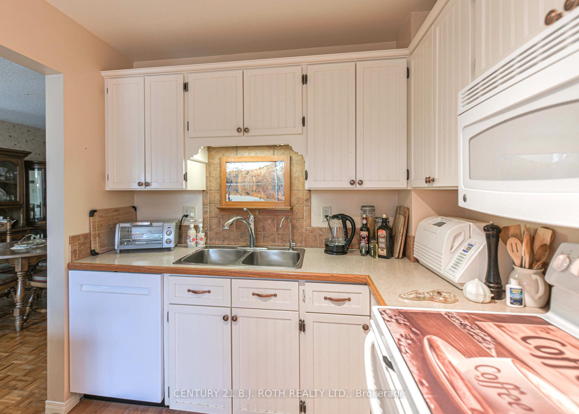 441 Barrie Road 36