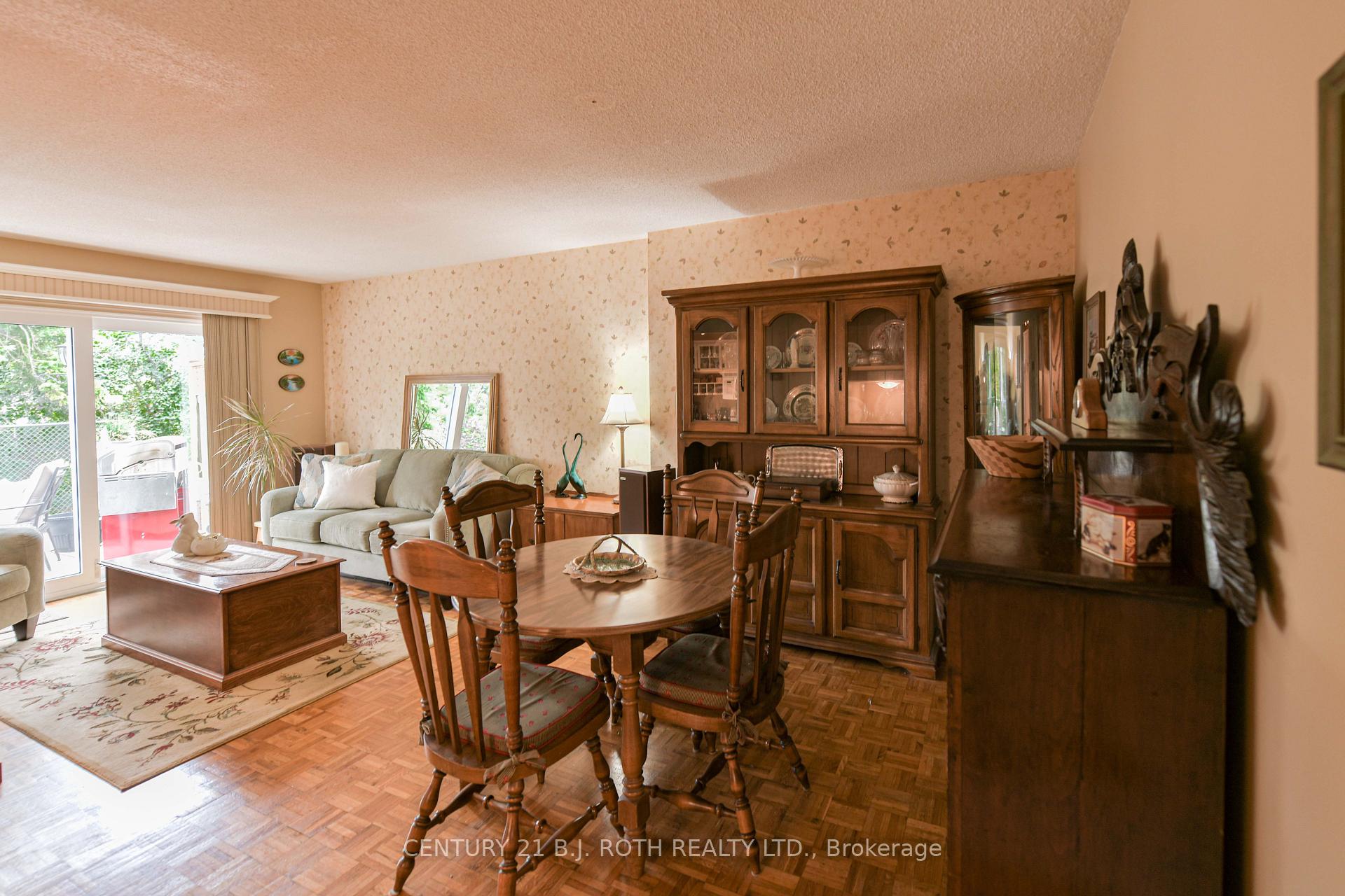 441 Barrie Road 36